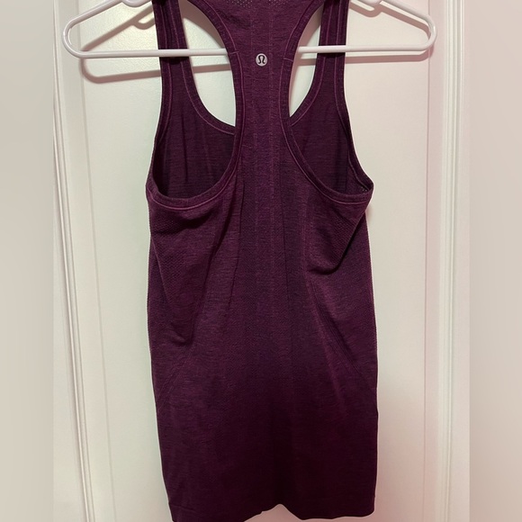 Plum lululemon tank top - Picture 2 of 4